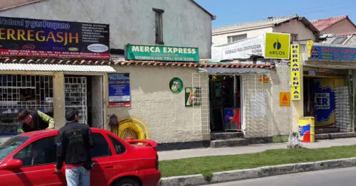 MERCA EXPRESS CIGARRERIA BOGOTÁ MERCA EXPRESS CIGARRERIA BOGOTÁ